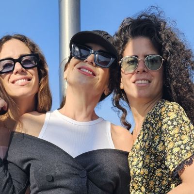 Κατερίνα Διδασκάλου: Σπάνιες φωτογραφίες με τις κόρες και τα εγγόνια της