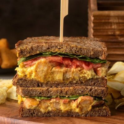 Εύκολη συνταγή για vegan coronation sandwich