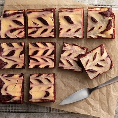 Red velvet brownies με frosting από τυρί κρέμα