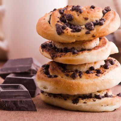 Φτιάξε το πιο νόστιμο γλυκό ψωμί με δάκρυα μαύρης σοκολάτας