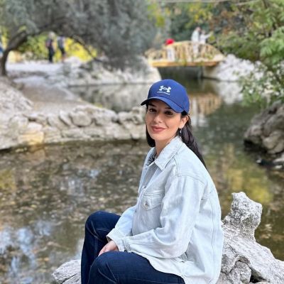 Νικολέττα Ράλλη: Η κόρη της φορά τα τακούνια της και μοιάζει με την Carrie Bradshaw από το SATC