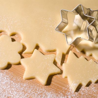 Όχι, δεν είναι νωρίς - Φτιάξτε χριστουγεννιάτικα μπισκότα με 3 υλικά