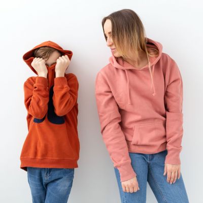 Γιατί δεν θέλω το παιδί μου να με αποκαλεί «bro»