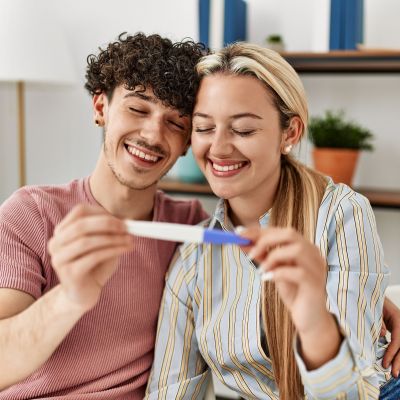 Αυτό το ζευγάρι δε μπορούσε να κάνει παιδί, μέχρι που ένα viral TikTok τα άλλαξε όλα