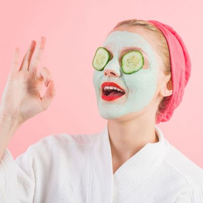 3 homemade beauty masks για μαμάδες που θέλουν να δείχνουν αναζωογονημένες