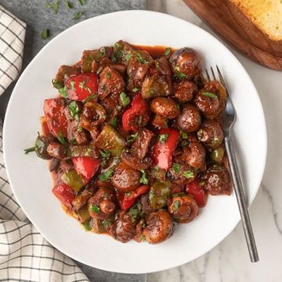 Κοκκινιστή τηγανιά μανιταριών - Έτοιμη σε 30 λεπτά