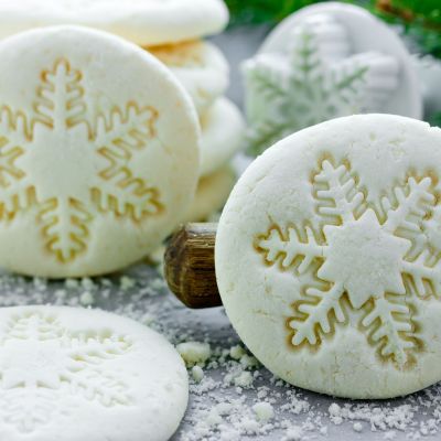 Φτιάξτε στολίδια με ολόλευκη ζύμη αλατιού