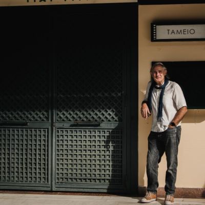 Άκης Σακελλαρίου: Συμμετέχει - εν αγνοία του - στο viral Tik Tok trend για χάρη της κόρης του