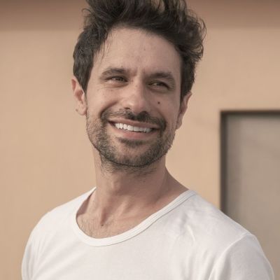 Ορφέας Αυγουστίδης: Ο γιος του βοήθησε στον στολισμό του δέντρου