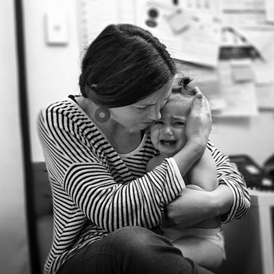 Τίποτα δεν πονάει περισσότερο από το να βλέπεις το παιδί σου να πονάει