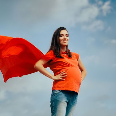 Η κρυμμένη υπερδύναμη της εγκυμοσύνης: Επιστήμονες ανακάλυψαν μόριο κατά του ιού της γρίπης