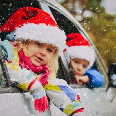 Ταξιδεύοντας με τα παιδιά: Συμβουλές για οικογενειακές διακοπές χωρίς άγχος