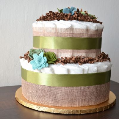 Diaper Cake: Πώς θα φτιάξετε τούρτα από πάνες