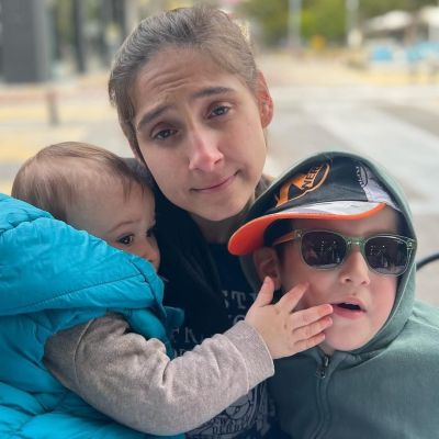 Φωτεινή Αθερίδου: Έφτιαξε μπισκότα με τον γιο της για τον Άγιο Βασίλη