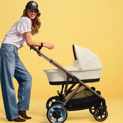 Το τέλειο «set-up» καροτσιού για να απολαμβάνουμε τις βόλτες με το μωρό μας
