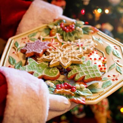 15 χριστουγεννιάτικες συνταγές για μπισκότα για να φτιάξετε με τα παιδιά σας
