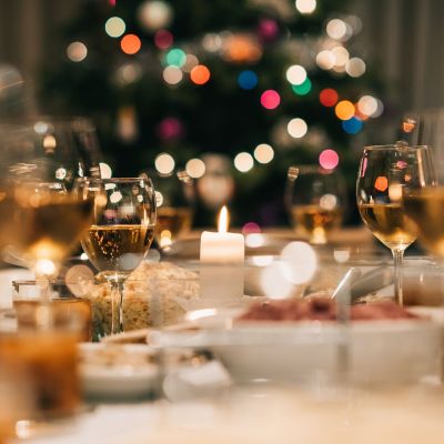 Στολισμός χριστουγεννιάτικου τραπεζιού - Πάρτε ιδέες