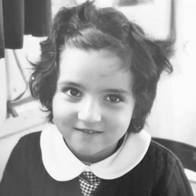 To trend στο Instagram έκανε διάσημους Έλληνες γονείς να δημοσιεύσουν παιδικές τους φωτογραφίες