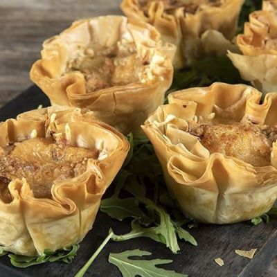 Τραγανά ταρτάκια με μανιτάρια και μπεσαμέλ