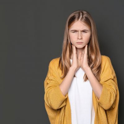 Υποθυρεοειδισμός στους εφήβους - Τι να περιμένετε με έναν υπολειτουργικό θυρεοειδή