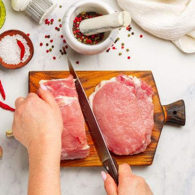 Το χειρότερο λάθος κατά την προετοιμασία της χοιρινής μπριζόλας - Θα είναι σκληρή σαν ...σόλα