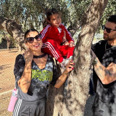 Η Μελίτα έδωσε ένα χεράκι βοήθειας στη μαμά Ελένη και έφτιαξαν μαζί σπιτική πραλίνα χωρίς ζάχαρη