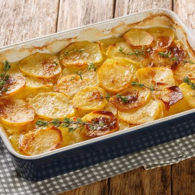 Ψητές πατάτες με μαραθόριζα και κρεμμύδια - Ένα εύκολο πιάτο λαχανικών