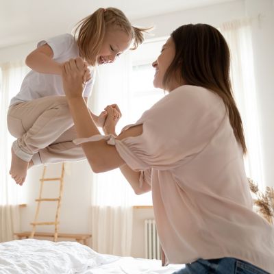 Η επιστήμη λέει ότι οι θείες είναι σημαντικές για τις ανιψιές τους