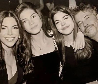 Η ανάρτηση του Χάρη Βαρθακούρη για τις κόρες του: «Στα μάτια τους ελπίζω να φαίνομαι λίγο ψηλότερος»