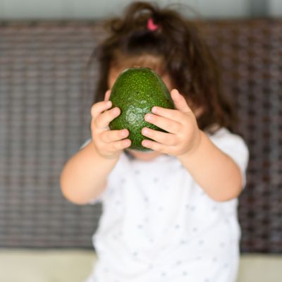 7 λόγοι για τους οποίους τα αβοκάντο είναι ευεργετικά για τα παιδιά (και τους μεγάλους)