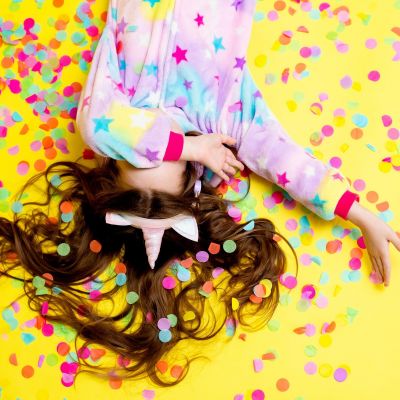 Τα πιο χαριτωμένα ρούχα -που δεν είναι αποκριάτικες στολές-για όλες τις ηλικίες