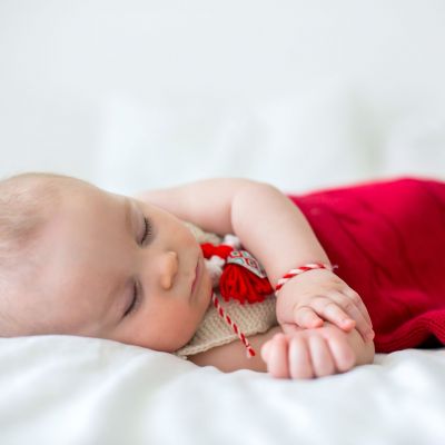 5 DIY διαφορετικοί τρόποι για να φτιάξετε βραχιόλια μαρτάκια