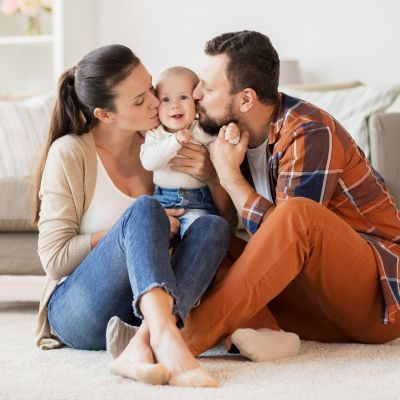 Το κόστος της ανατροφής ενός παιδιού στην Ελλάδα: Ιδού τι απάτησε το Chat GPT