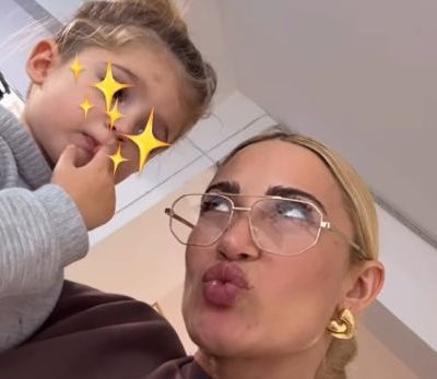 Ιωάννα Τούνη: «Θα κλάψω» - Η βιντεοκλήση με τον γιο της και η αντίδρασή του