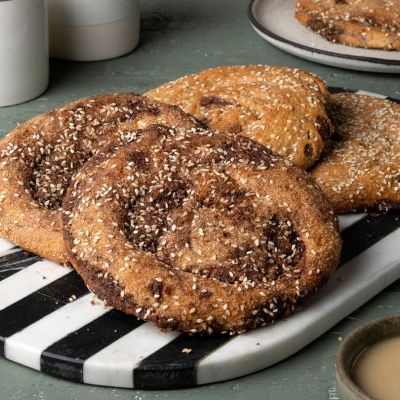 Το tip του Άκη για να φτιάξετε σπιτικές σοκολατένιες ταχινόπιτες