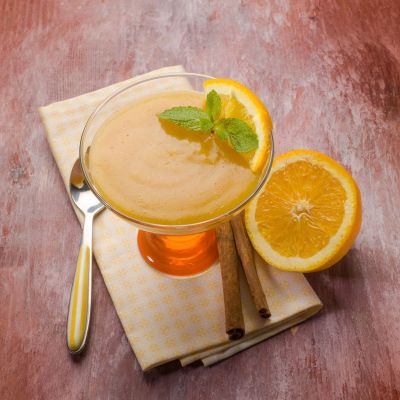 Νηστίσιμη κρέμα πορτοκαλιού με μόλις δύο υλικά και χωρίς ζάχαρη (vid)