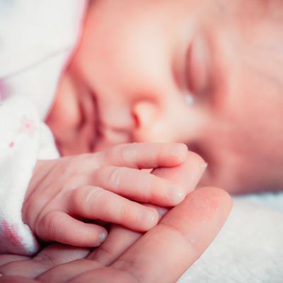 Βutter sleep trend - Εσείς γνωρίζετε τη νέα τάση που υποτίθεται ότι βοηθά ένα μωρό να κοιμηθεί;