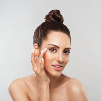 7 μυστικά για υγιή και λαμπερή επιδερμίδα και φέτος την άνοιξη