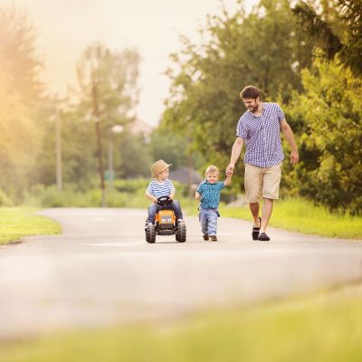 13 σημάδια ότι ο σύντροφός σου θα γίνει καλός γονιός, σύμφωνα με ειδικούς