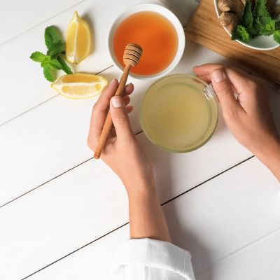 5 σπιτικά ροφήματα που θα σε βοηθήσουν να «ξεφουσκώσεις» από το φαγοπότι της 25ης Μαρτίου