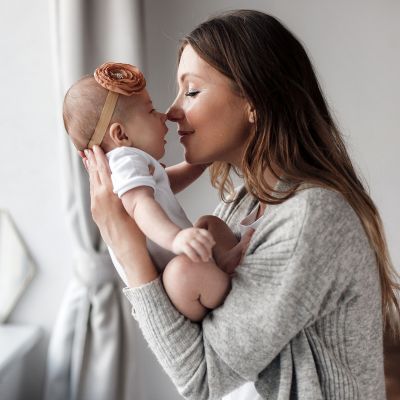 4 τρόποι να αγκαλιάσεις τις συναισθηματικές προκλήσεις στην άδεια μητρότητας