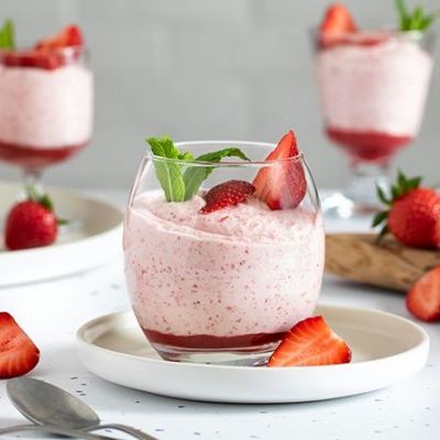 Μους φράουλας με μόνο 3 υλικά από τον Άκη