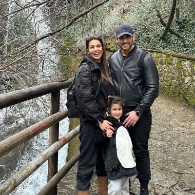 Η Ελένη Χατζίδου και ο Ετεοκλής Παύλου μοιράζονται μοναδικές στιγμές με την κόρη τους