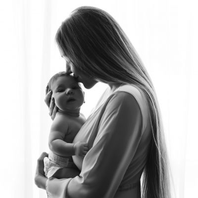 Η μητρότητα δεν είναι πάντα λαμπερή και γεμάτη μόνο με στιγμές χαράς - και δεν πειράζει