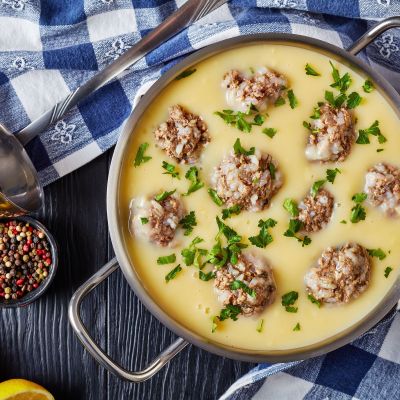 Τι να μαγειρέψω σήμερα: Εύκολα γιουβαρλάκια που θα ξετρελάνουν μικρούς και μεγάλους