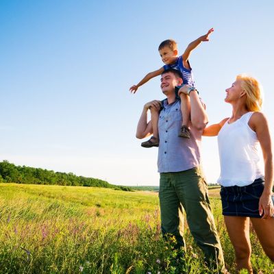 Γιατί όλο και περισσότεροι millennials λένε «ένα παιδί και τέλος»;