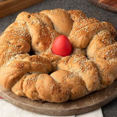 Λαμπροκουλούρα - Το έθιμο και η συνταγή για να τη φτιάξετε