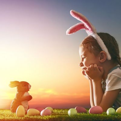 Μεγάλη Πέμπτη: Η σημασία της ημέρας και ιδέες για δημιουργικές στιγμές με τα παιδιά