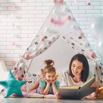 Παγκόσμια Ημέρα Βιβλίου: Πώς τα βιβλία διαμορφώνουν τη ζωή των παιδιών και των γονιών τους;