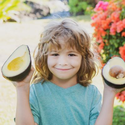 Γιατί τα παιδιά πρέπει να τρώνε αβοκάντο;